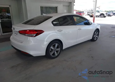 2018 Kia Forte Lx из США, поврежденный, VIN 3KPFL4A71JE247783